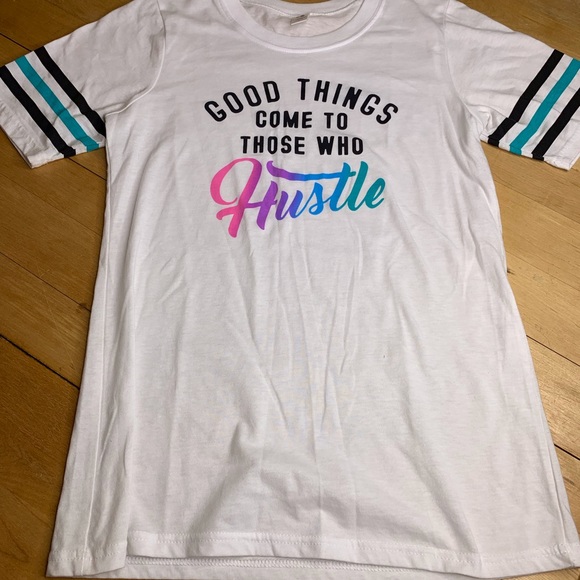 Tops - Graphic Hustle tee shirt size large GUC
